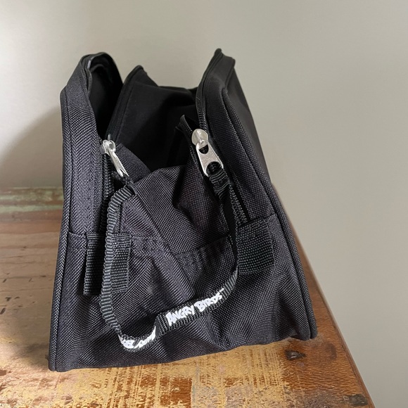 Angry Birds Toiletry/ Makeup Bag - Picture 5 of 5